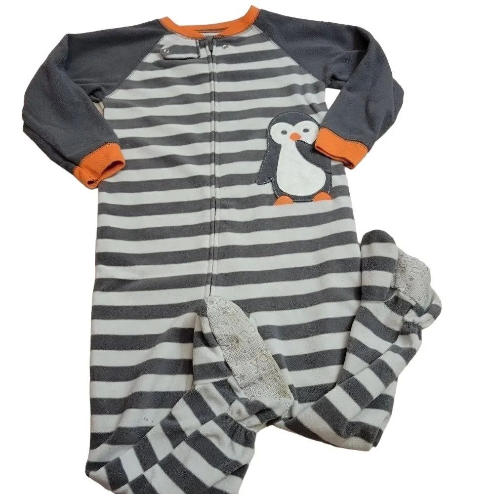 Carter's Penguin footed pajamas 3T